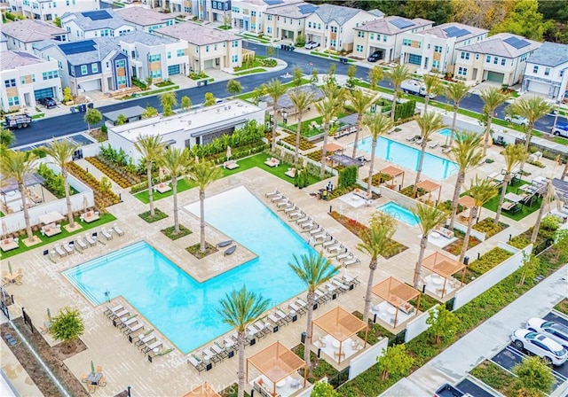 birds eye view of property featuring a residential view