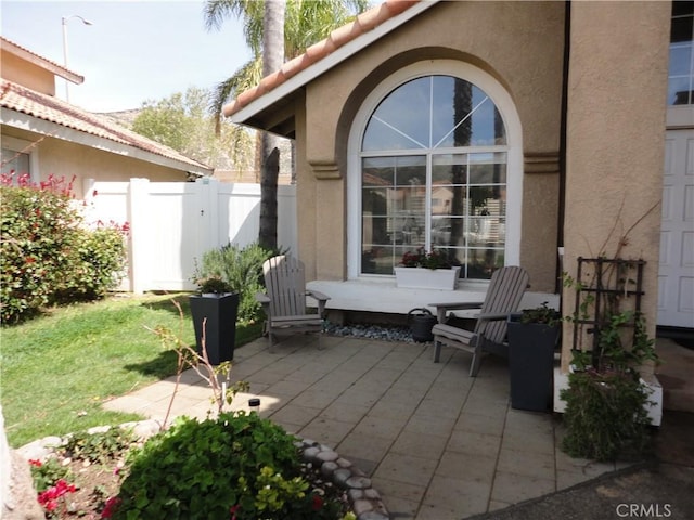 10402 Via Pajaro, Moreno Valley, CA 92557 - view of patio / terrace with fence