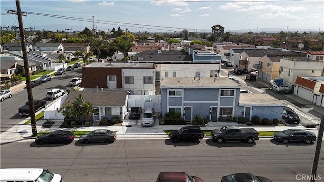 bird's eye view with a residential view