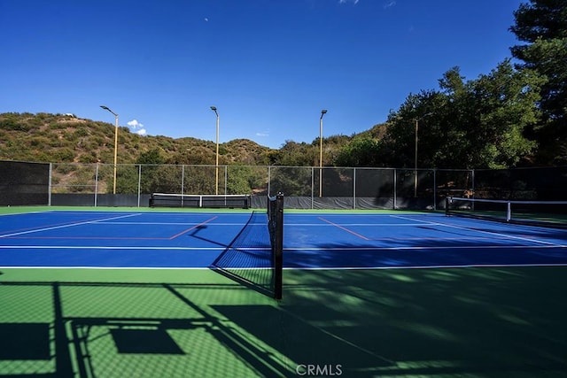 23461 Darcy Ln, Newhall, CA 91321 - view of tennis court with community basketball court