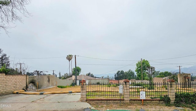 356 W Palm St, Altadena, CA 91001 - view of concrete road