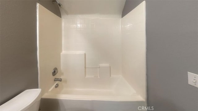 full bath with toilet and shower / washtub combination