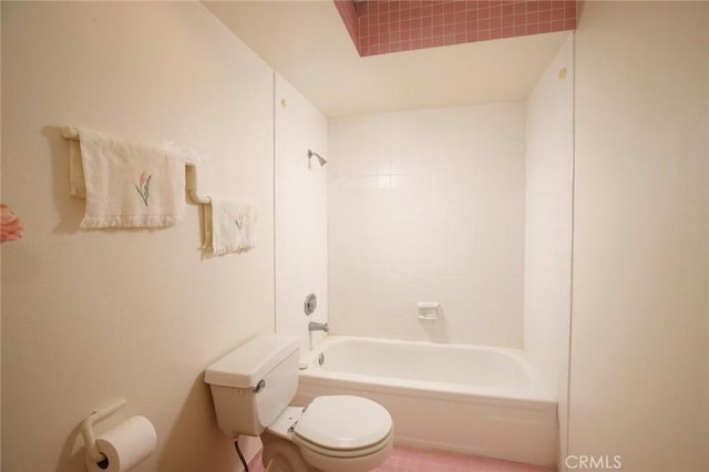 full bathroom with toilet and bathing tub / shower combination