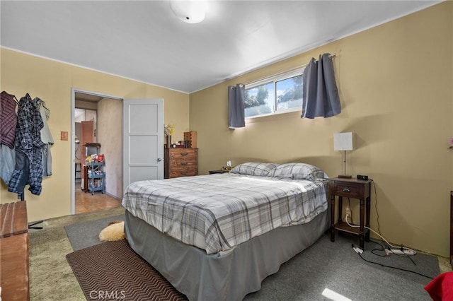 bedroom featuring carpet flooring