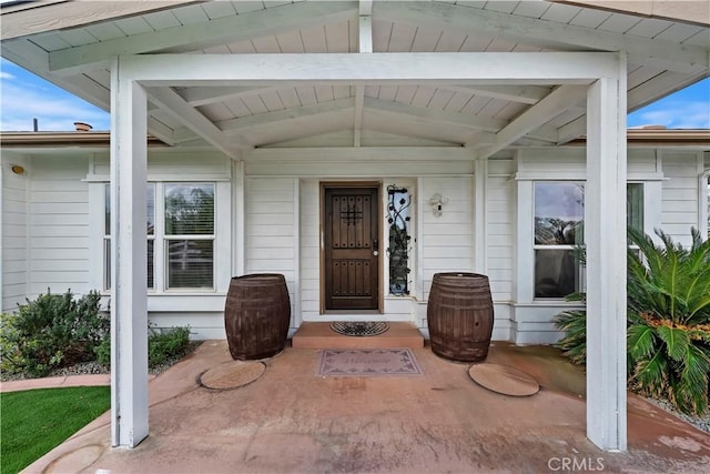 view of property entrance