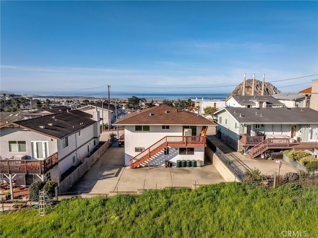 birds eye view of property featuring a residential view