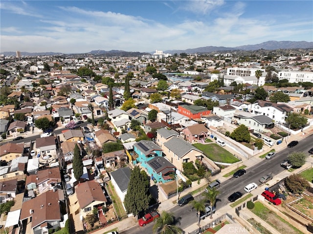 bird's eye view with a residential view