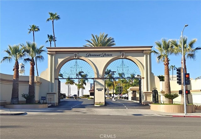 1015 N Gower St, Los Angeles, CA 90038