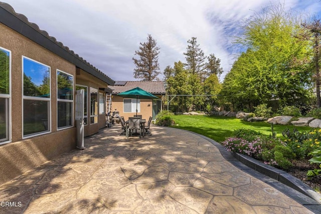 view of patio / terrace with outdoor dining area