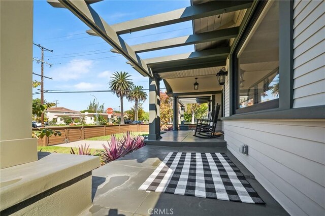 274 Grand Ave, Long Beach, CA 90803 - view of covered porch