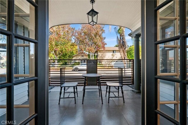 274 Grand Ave, Long Beach, CA 90803 - view of balcony