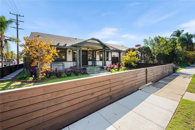 274 Grand Ave, Long Beach, CA 90803 - view of front of home with a porch and a fenced front yard