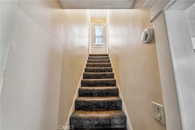 6324 Denver Ave, Los Angeles, CA 90044 - stairs with baseboards