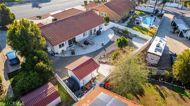 birds eye view of property featuring a residential view