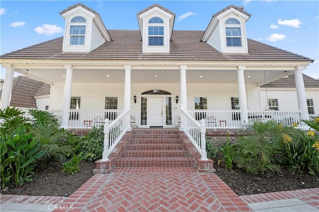 view of front facade with covered porch