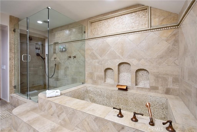 68340 Verano Rd, Cathedral City, CA 92234 - full bathroom with vaulted ceiling and a tile shower