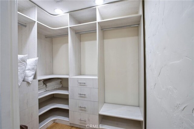 68340 Verano Rd, Cathedral City, CA 92234 - view of spacious closet