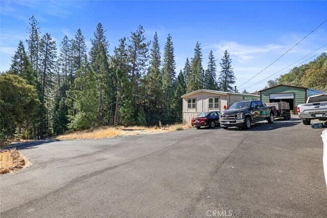 22292 N Tuolumne Rd, Twain Harte, CA 95383 - view of front of house with a detached garage