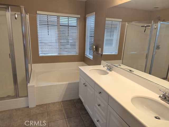 9770 Winterberry Dr, Riverside, CA 92803 - photo 17