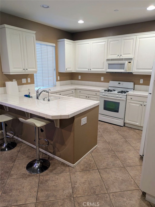 9770 Winterberry Dr, Riverside, CA 92803 - photo 5