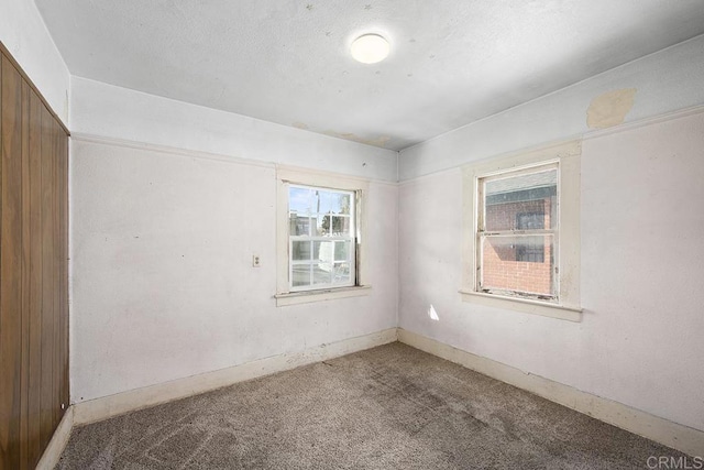 empty room with carpet