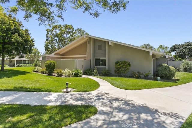 8933 Amador Cir Unit 1316E, Huntington Beach, CA 92646 - mid-century home with stucco siding