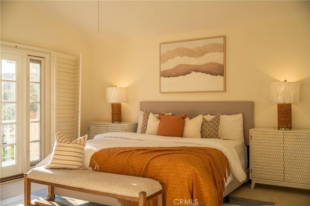 bedroom featuring carpet floors