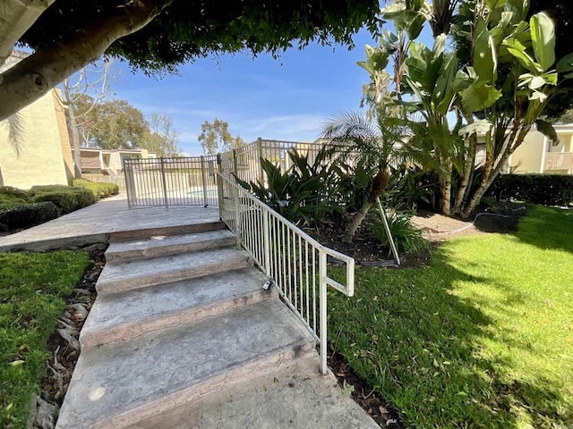 432 Edgehill Ln Unit 175, Oceanside, CA 92054 - view of yard