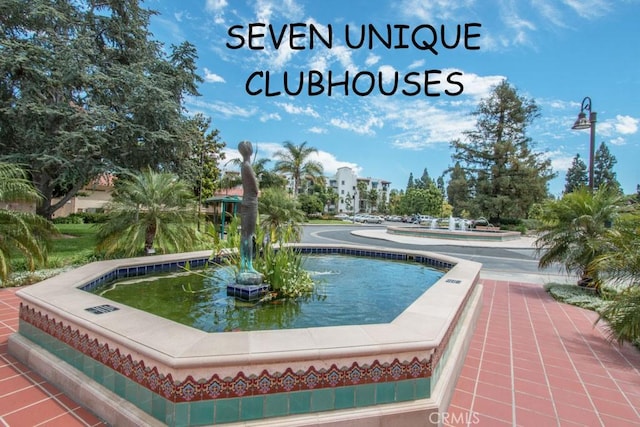 5519 Paseo Del Lago E Unit 2H, Laguna Woods, CA 92637 - view of pool