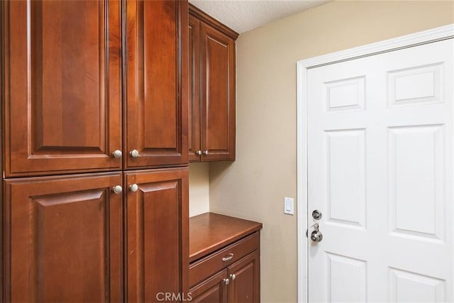 room details with a textured ceiling