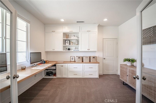 148 Mesquite Ct, Calimesa, CA 92320 - carpeted home office featuring recessed lighting and built in desk