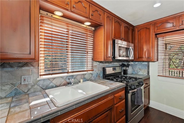 1058 Heaton Dr, Lake Arrowhead, CA 92326 - photo 9