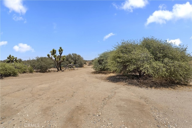 8328 Chateau Rd, Phelan, CA 92371 - photo 73