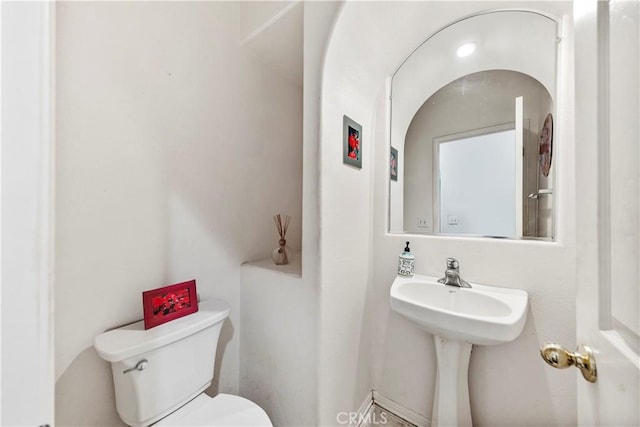 28183 Rocky Cove Dr, Menifee, CA 92585 - half bathroom with toilet