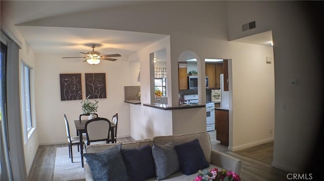 1067 Shadowridge Dr Unit 42, Vista, CA 92081 - photo 2
