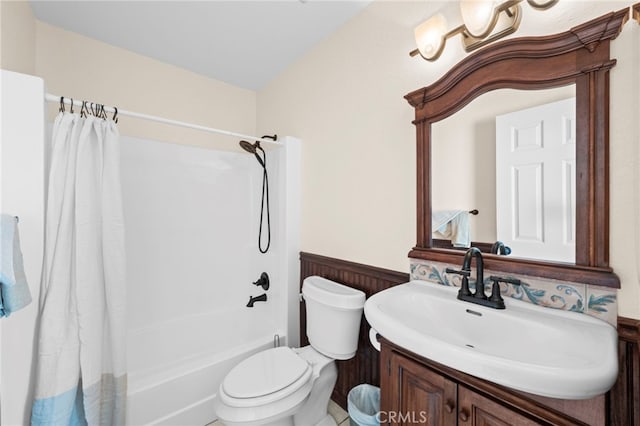 1330 Vista Grande Unit 27, Fullerton, CA 92835 - full bathroom featuring toilet, shower / bath combo with shower curtain, and vanity