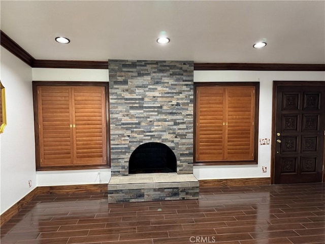28132 Via Congora, Mission Viejo, CA 92692 - unfurnished living room with baseboards, ornamental molding, wood finish floors, and recessed lighting