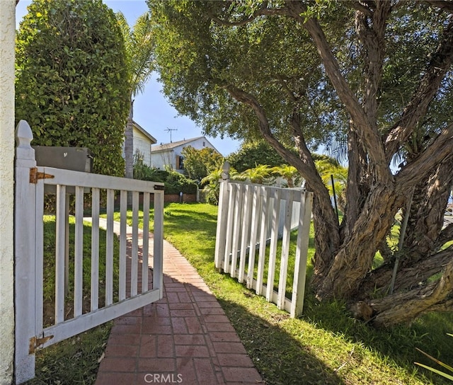 exterior space featuring fence