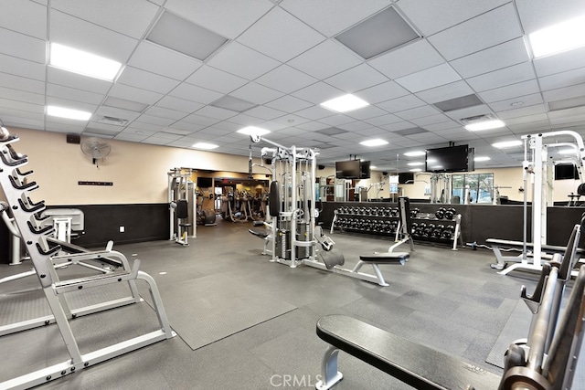 22432 Rosebriar, Mission Viejo, CA 92692 - gym featuring a paneled ceiling