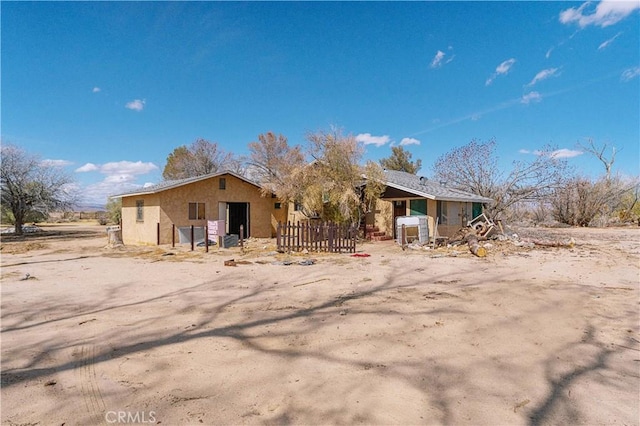 45200 Camelot Dr, Yermo, CA 92398 - view of front of house with stucco siding
