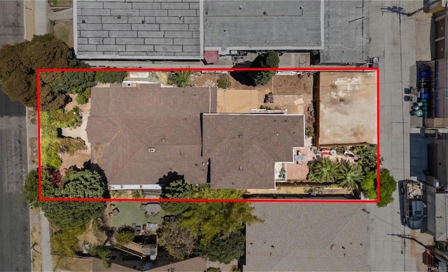 2847 Broadway, San Diego, CA 92102 - aerial view of property and surrounding area featuring property boundaries highlighted