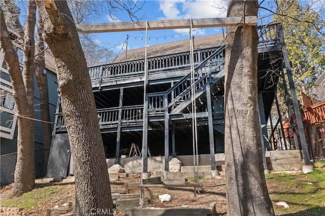 28886 Cedar Dr, Lake Arrowhead, CA 92352 - view of rear view of property