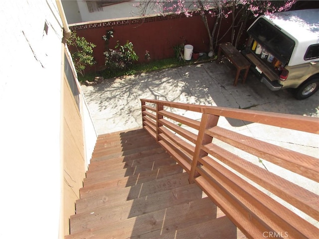2956 W 15th St, Los Angeles, CA 90006 - exterior space