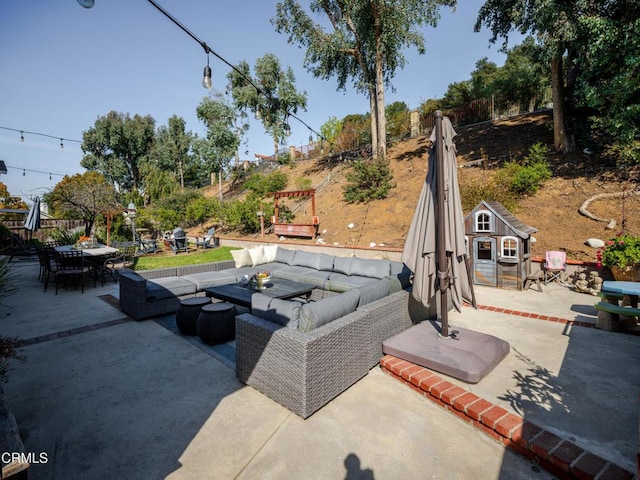 exterior space featuring fence