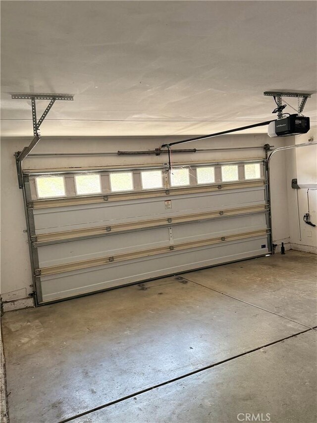 28764 Avalon Ave, Moreno Valley, CA 92555 - garage with a garage door opener