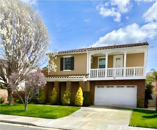 31973 Wildwood Ct, Temecula, CA 92592 - view of front of home featuring a garage, driveway, and a front lawn