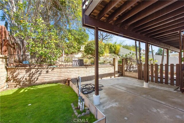 27441 Abanico, Mission Viejo, CA 92691 - view of patio / terrace with a fenced backyard