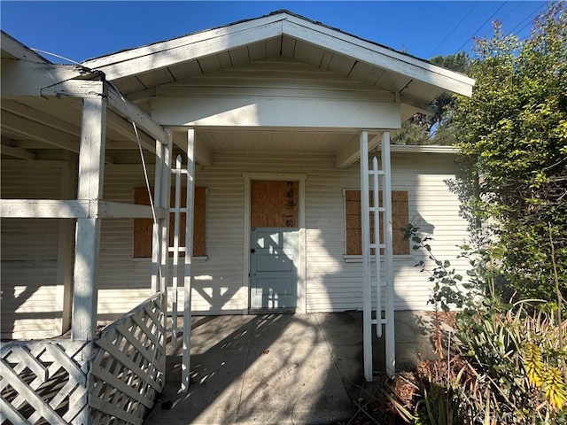 view of doorway to property