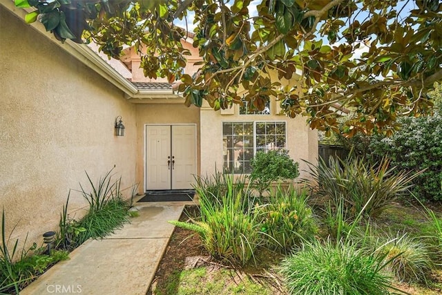718 Cherry St, Corona, CA 92881 - property entrance featuring stucco siding