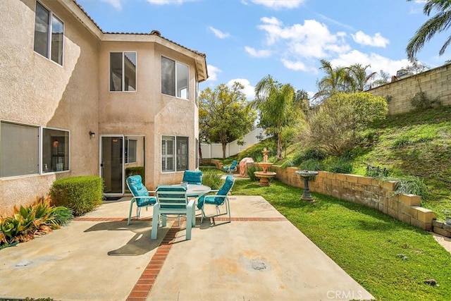 718 Cherry St, Corona, CA 92881 - view of patio with fence